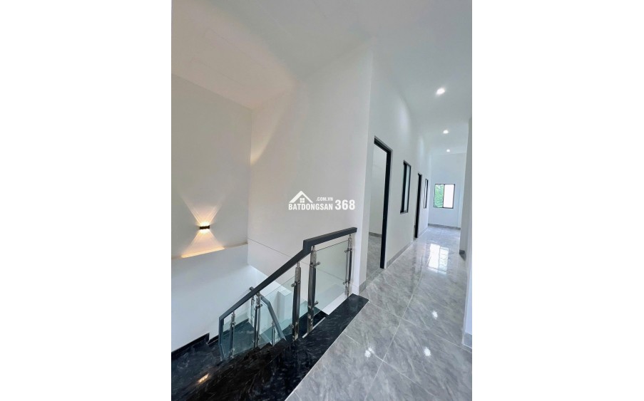 BÁN NHÀ 1T1L 150M2 GIÁ 2,2 TỶ SÂN RỘNG, SHR, SANG TÊN LIỀN